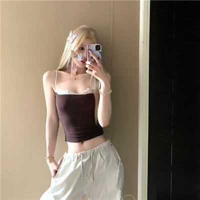 皮裘大衣女人